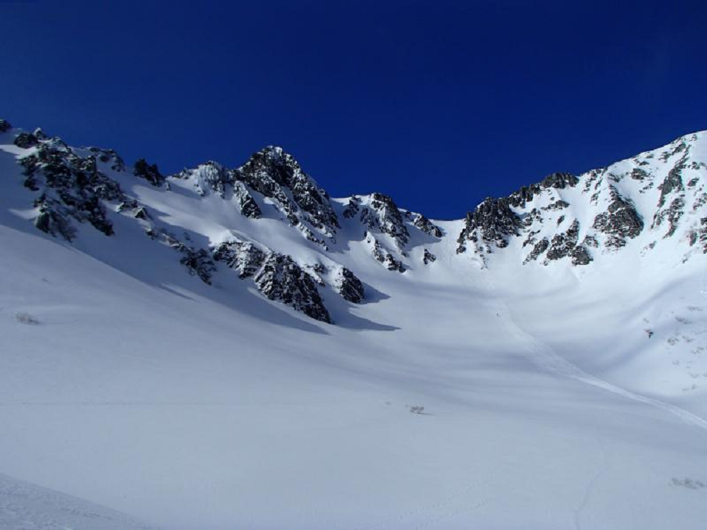 【旭ガイドと行く 実技】中央アルプス/千畳敷カール　雪山実技