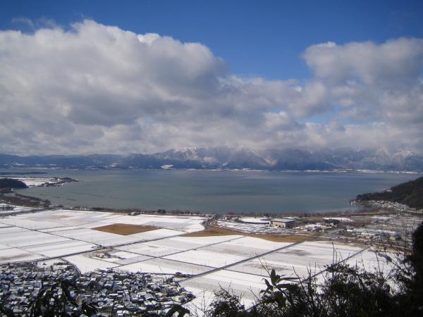 琵琶湖を挟んでの眺望が最高です！