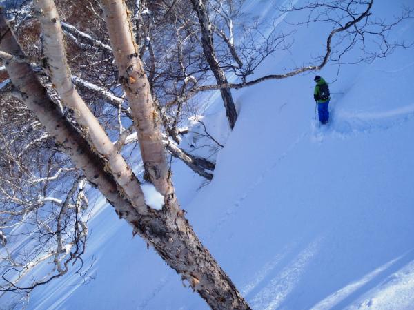 かな～りの急斜面。怖すぎです・・・(>_<)