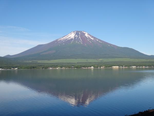 長池親水公園駐車場から逆さ富士が見れます！