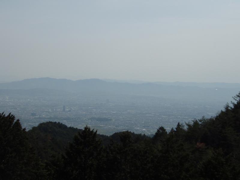 東尾根から京都市内を望む