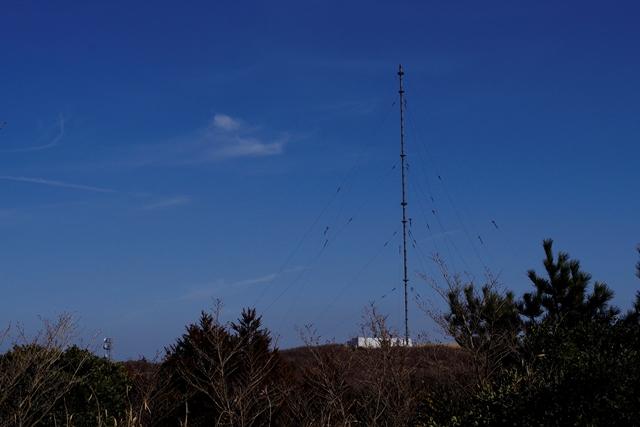 電波塔のある羽金山へ。
