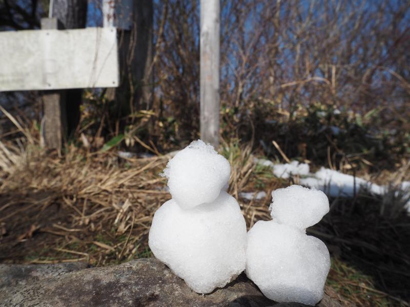 お決まりの雪だるま