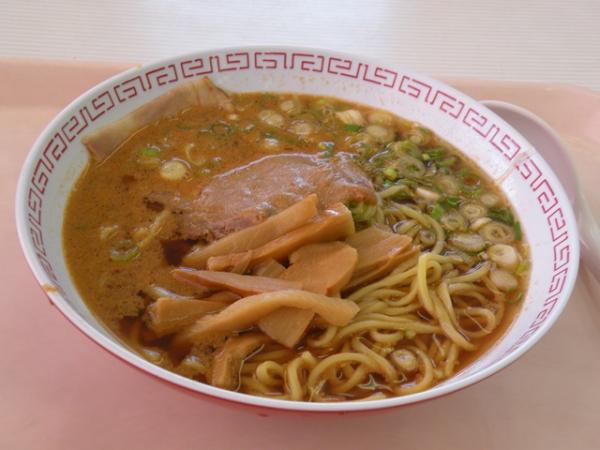 奥伊吹スキー場名物。「ごまラーメン」
