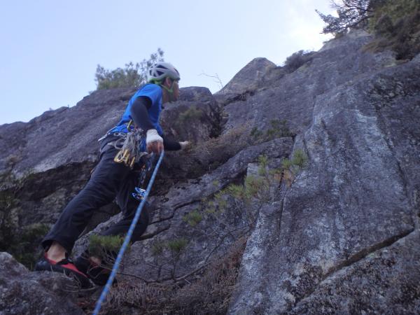 「一粒の麦」取付き。
