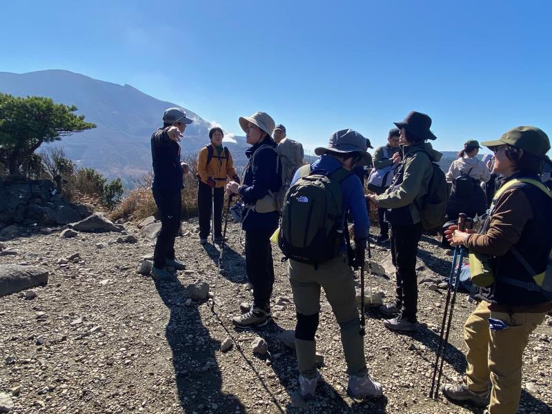 登山口から2時間ちょっとで登頂！山頂は絶景です。