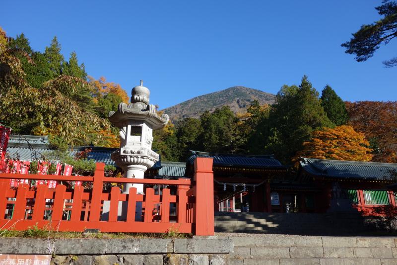 登山口の二荒山神社
