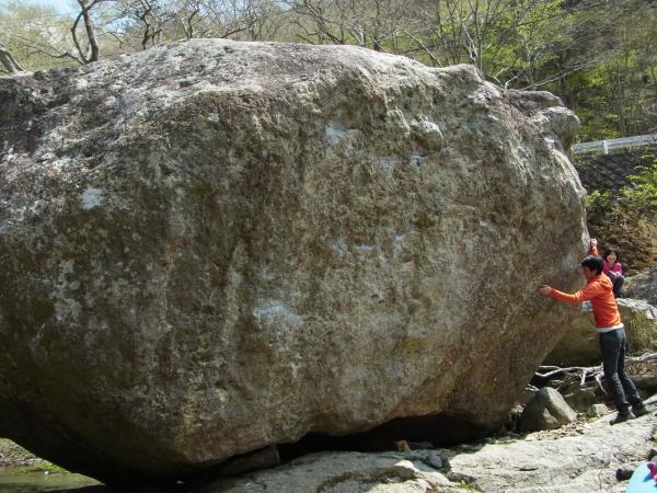 桜岩。ジムに慣れてると高くて怖い。