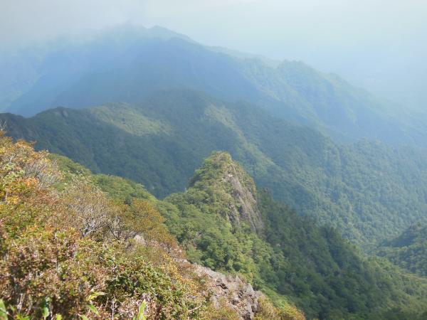 笠松山、奥に傾山が見えます