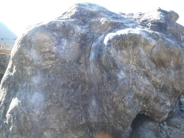 ソフトクリーム岩