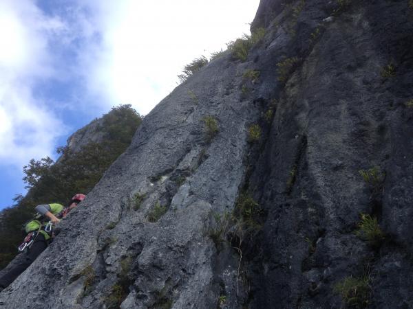 前のPTが行くまで待ってます