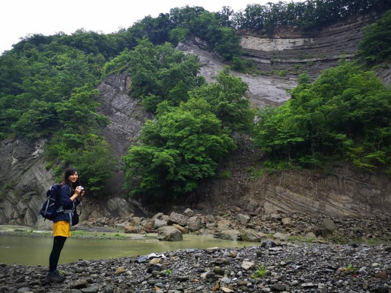 雨上がりで川は濁っていましたが、ようばけの迫力に感動！