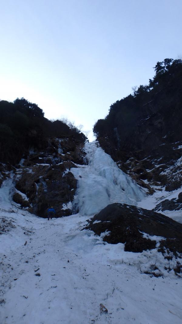 いざ２ルンゼの滝へ