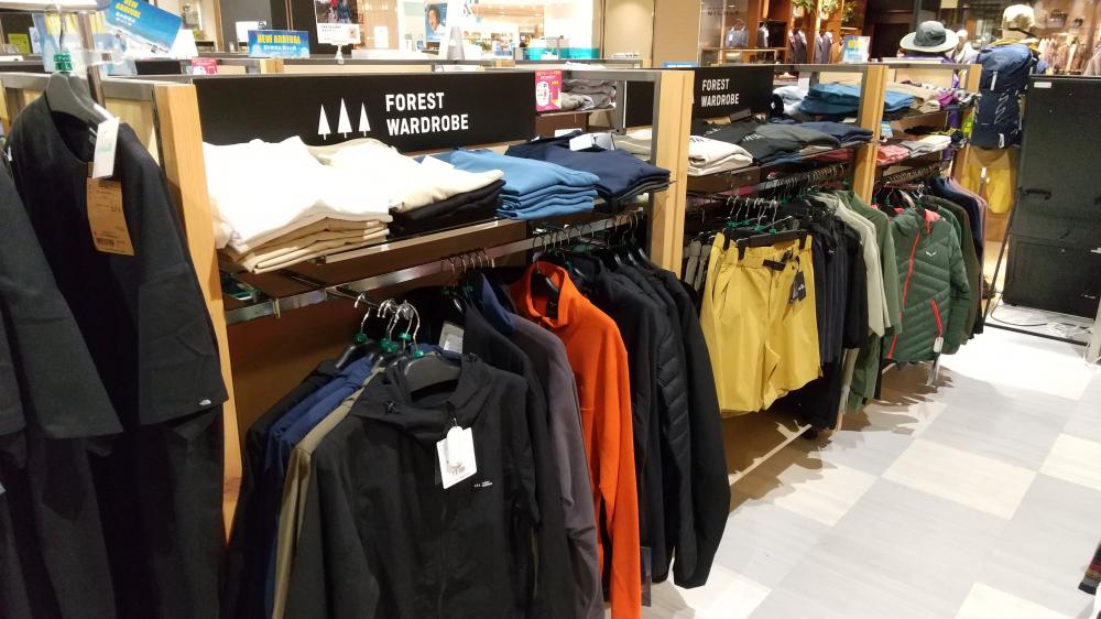 好日山荘 浦和パルコ店 Shop 登山用品 アウトドア用品の専門店 好日山荘