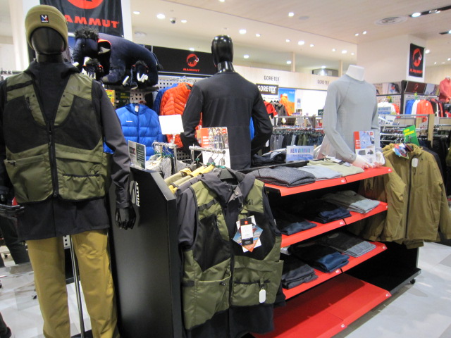 好日山荘 ららぽーとtokyo Bay店 Shop 登山用品 アウトドア用品の専門店 好日山荘