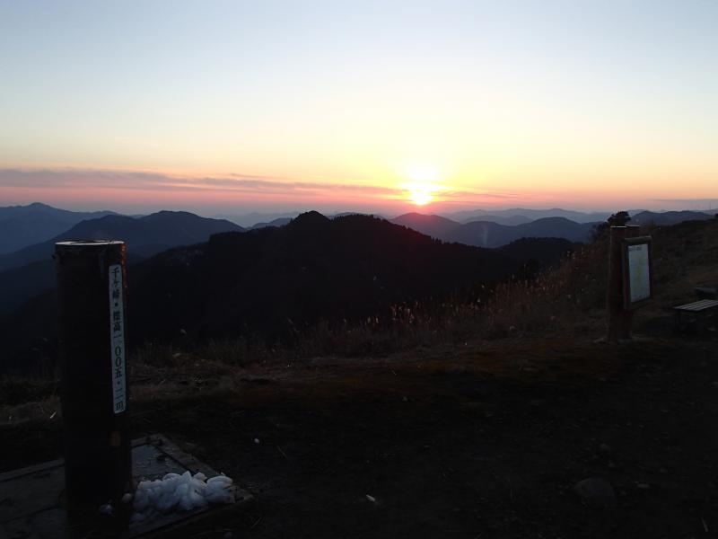 夕景を期待して登ってみましたが、期待以上に美しい夕景が！