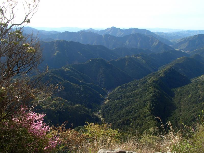 大天井岳からの展望。播州エリアの山並みが一望できます！