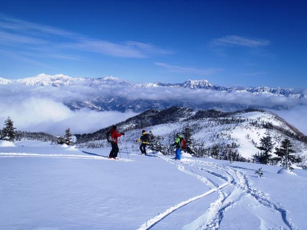 景色が良すぎて、足も止まります。