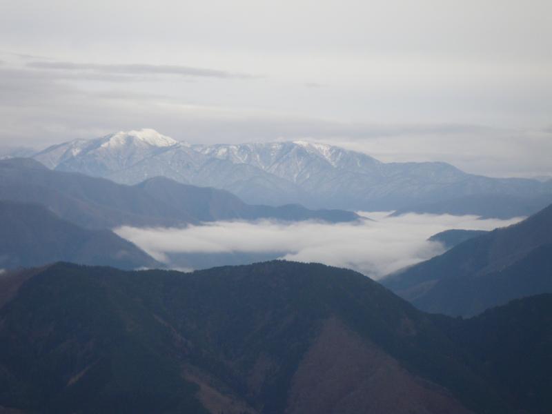 能郷白山と雲海を見る