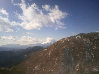 花立山荘から富士山を望むの巻き。