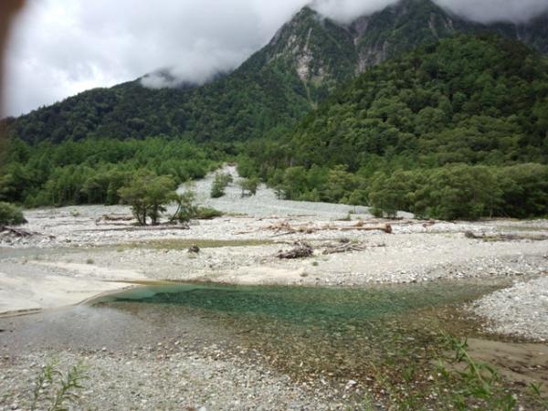 一ノ俣までは平坦な道が続きます。