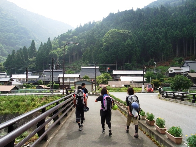 坊村出発地点<br>トイレもあります。