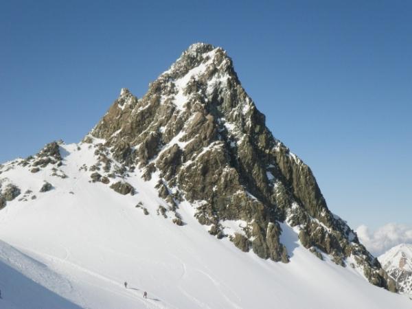残雪の槍ヶ岳 手前まで 北アルプス 登山レポート 登山用品 アウトドア用品の専門店 好日山荘
