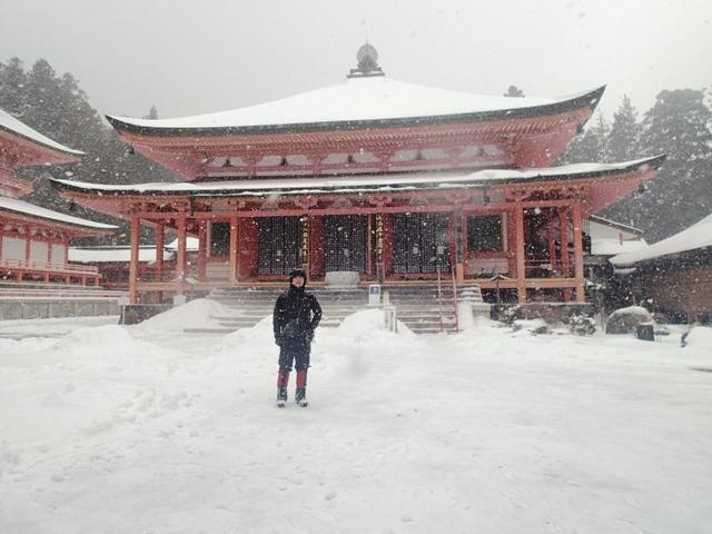 雪の舞う比叡山延暦寺！