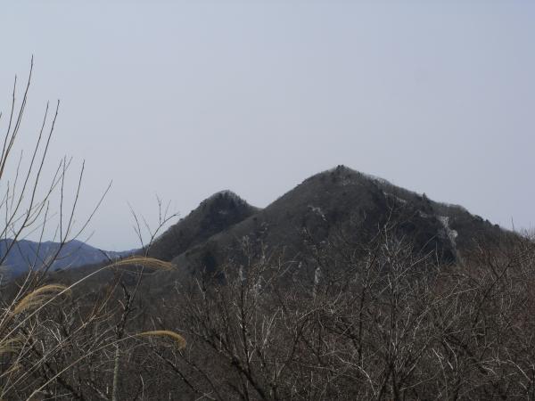 地蔵岳。後ろが前地蔵岳