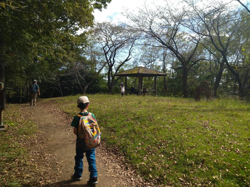 浅間山　広場で休憩にも！心地よい陽射し