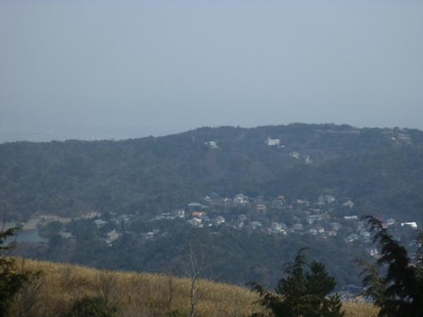東お多福山山頂から見る「ごろごろ岳」方面