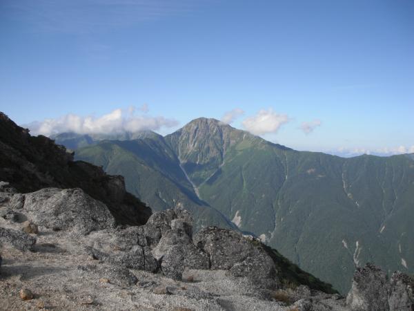 縦走中、常に見えていた北岳。