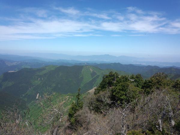 稲村ヶ岳山頂からの眺め。360℃の大パノラマ