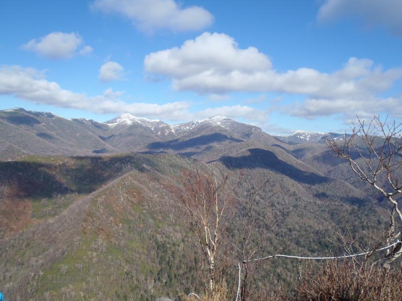 山頂からは増毛山地のいい眺め