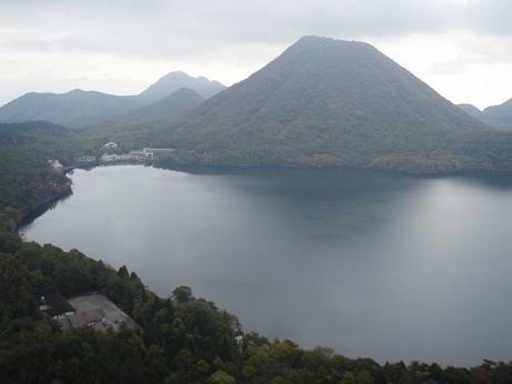 榛名山へ（榛名富士と榛名湖）