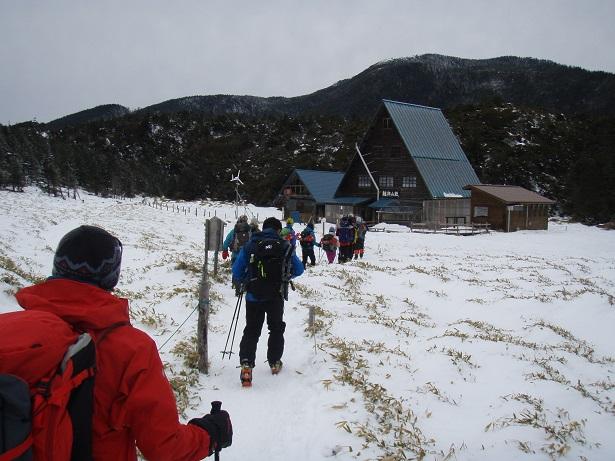 登山学校スノーシューツアー