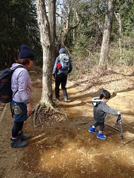 家族で高尾山へ