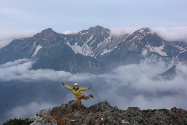後ろは穂高ですよ。
