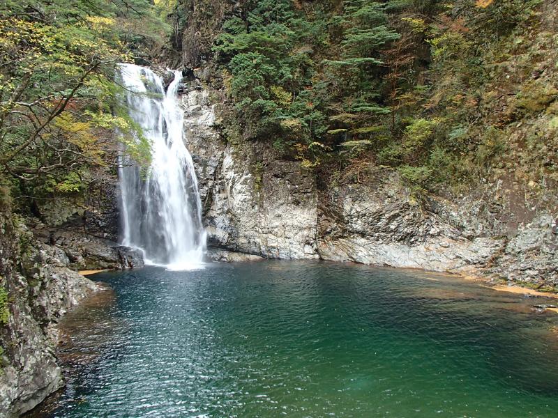 堂倉滝。泳ぎたい。