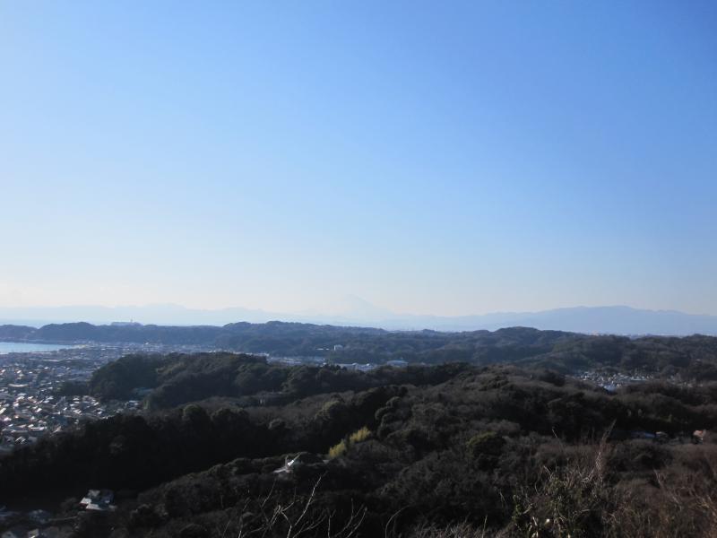 写真だとうっすらですが、富士山が丸見え！