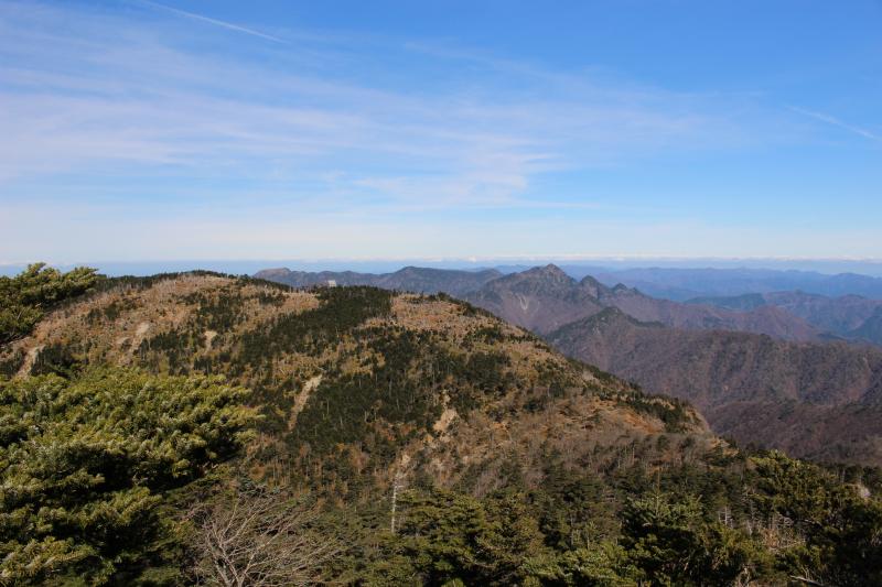 八経ヶ岳山頂からの景色。
