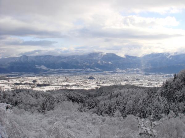 初日は曇り気味