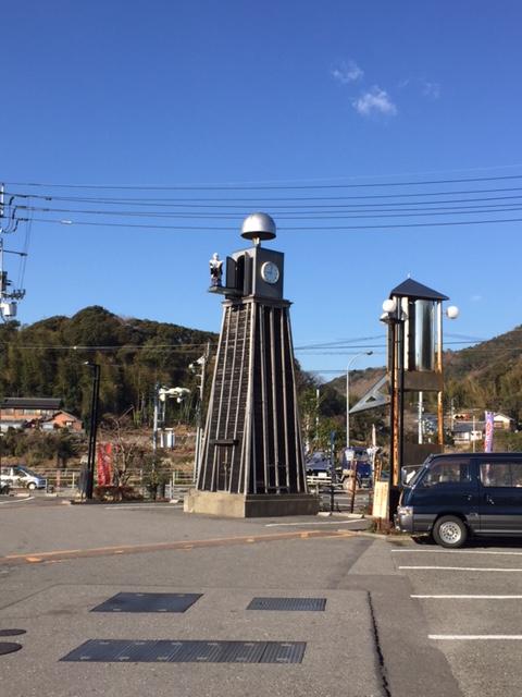 南国　道の駅にある茶出し人形。