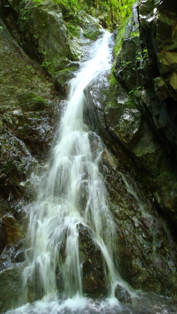 福島谷に掛かる滝