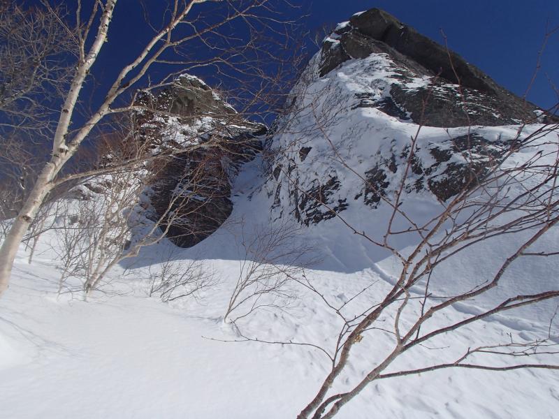 雪に埋まった中央クーロアール。