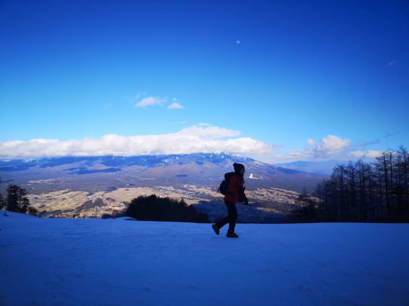 八ヶ岳を見ながら滑るのも良いですね。