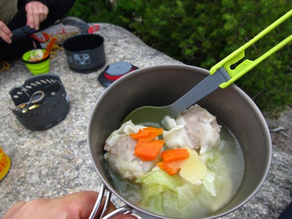 シュウマイから出たダシがいい感じ