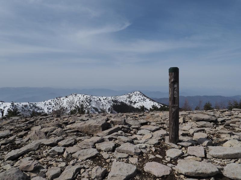 残雪期　湯ノ丸山