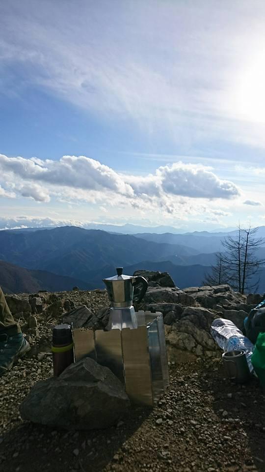 山頂で飲むコーヒー♪プライスレス
