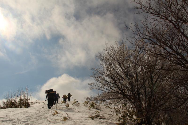 きもちのいい尾根歩き